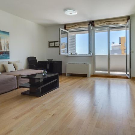 Apartment Pavic - Private Parking Задар Экстерьер фото